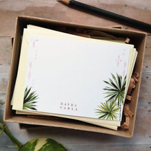 Load image into Gallery viewer, Custom 3x4&quot; Palm Flat Notecard
